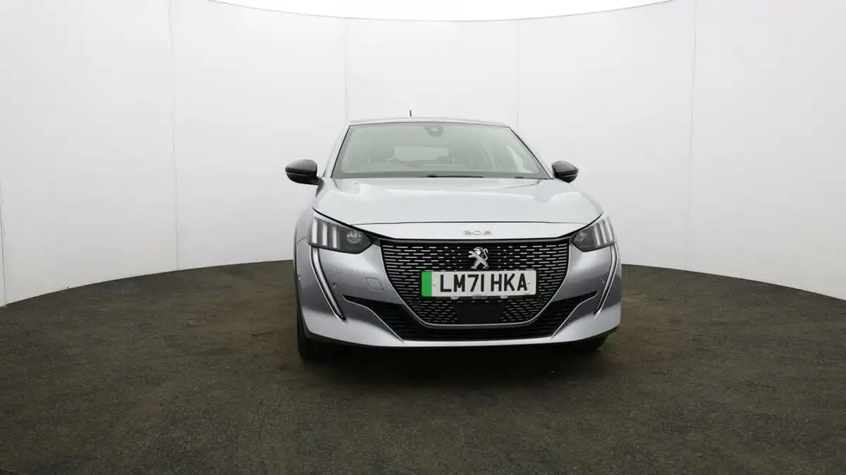 2021-peugeot-208-e-gt-premium-big-35