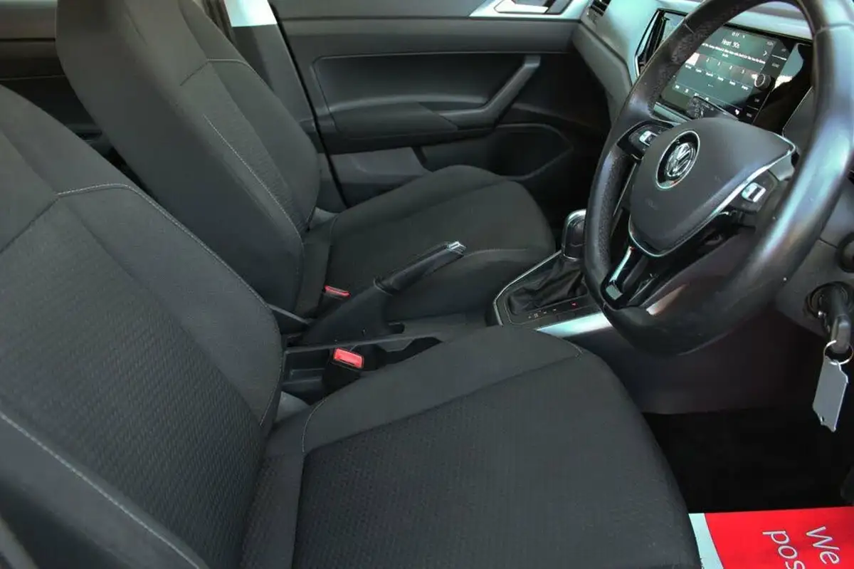 2019-volkswagen-polo-10-tsi-se-ss-dsg-big-10