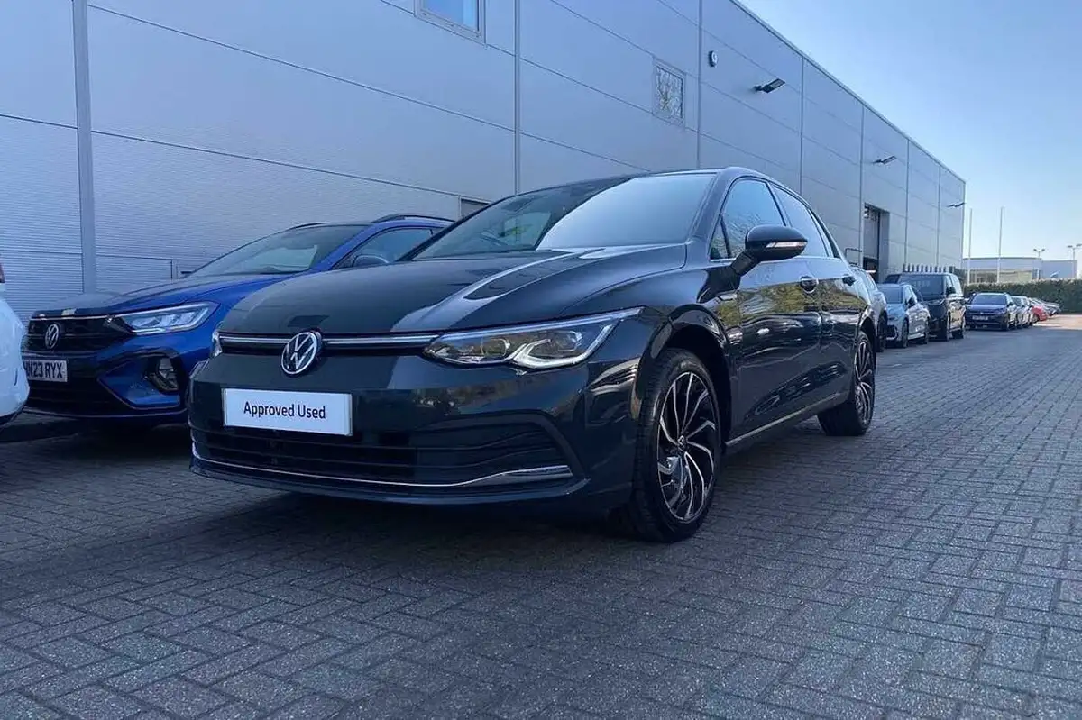 2022-volkswagen-golf-15-etsi-style-150ps-hatchback-big-22
