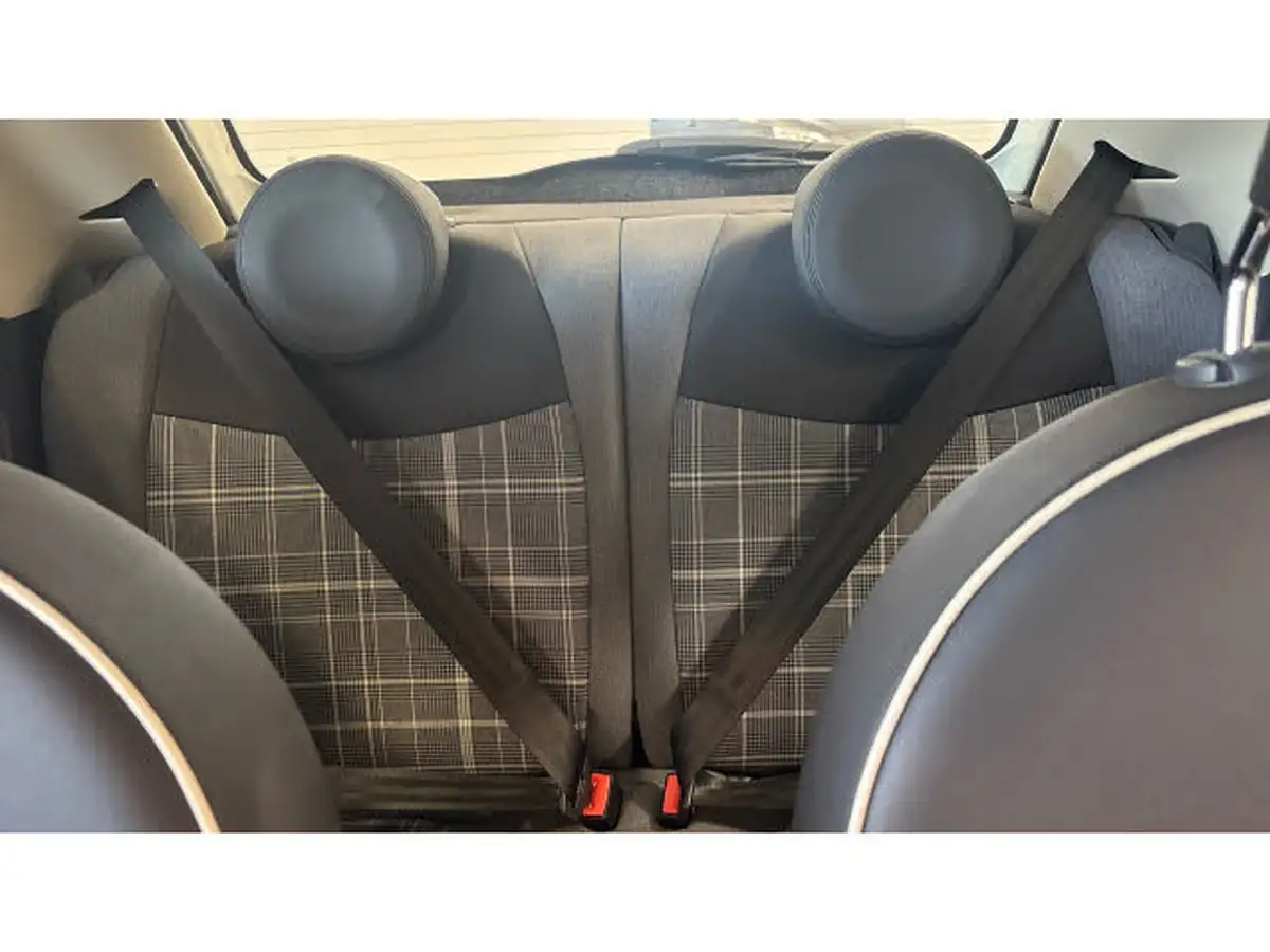 2017-fiat-500-12-lounge-big-14