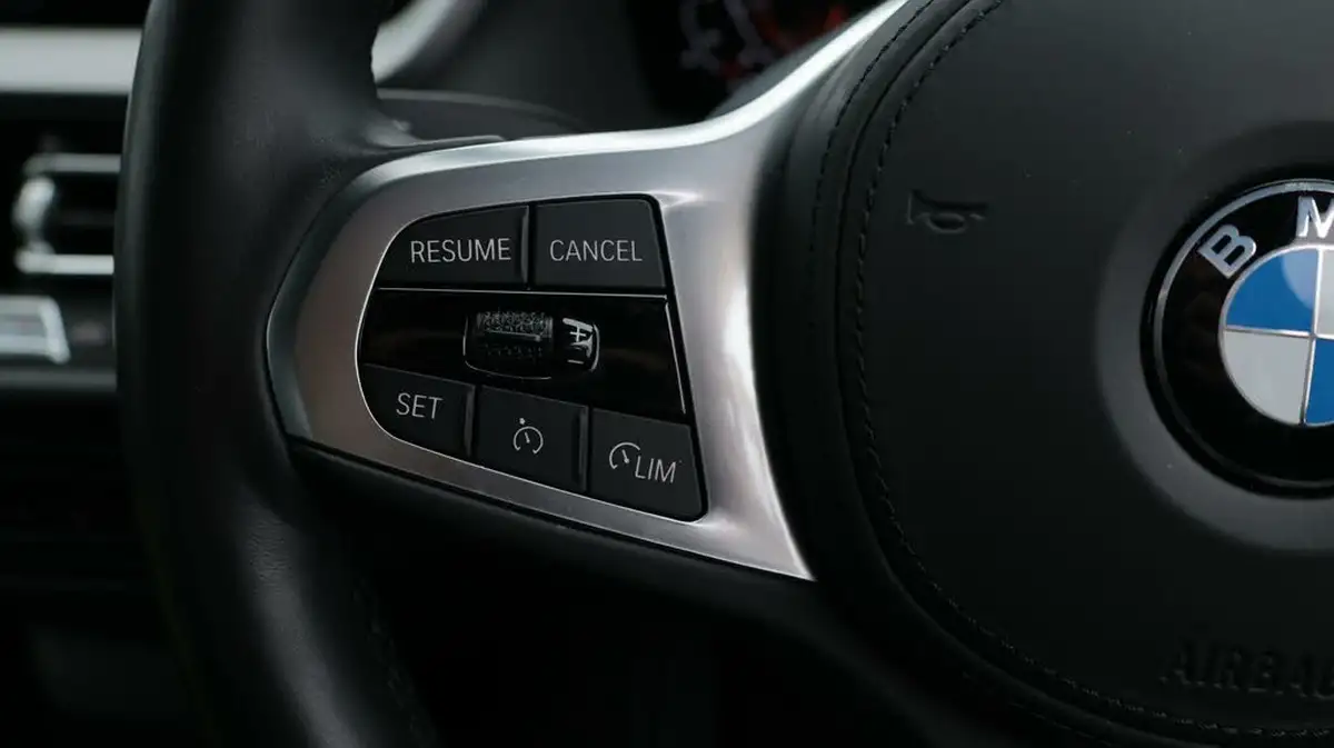 2022-bmw-2-series-15-218i-sport-lcp-coupe-4d-dct-big-24