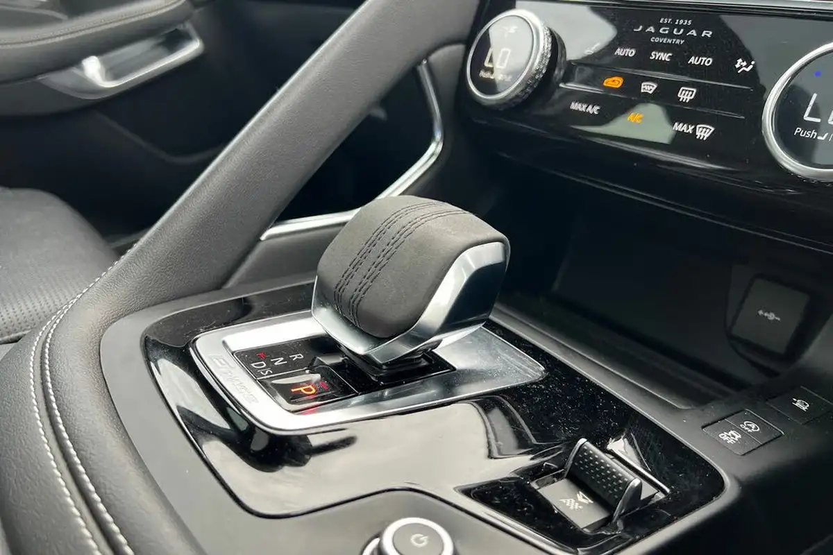 2021-jaguar-e-pace-20-d165-r-dynamic-s-awd-mhev-auto-big-12