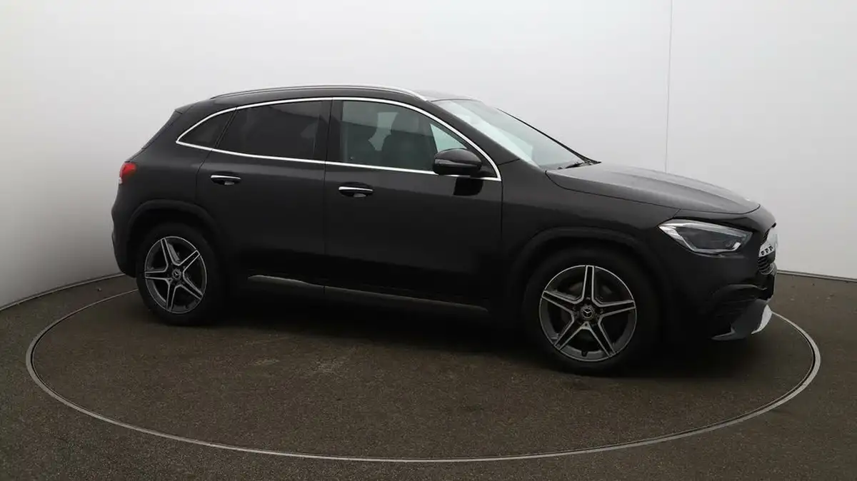 2021-mercedes-benz-gla-class-13-gla-180-amg-line-premium-plus-1332cc-big-39