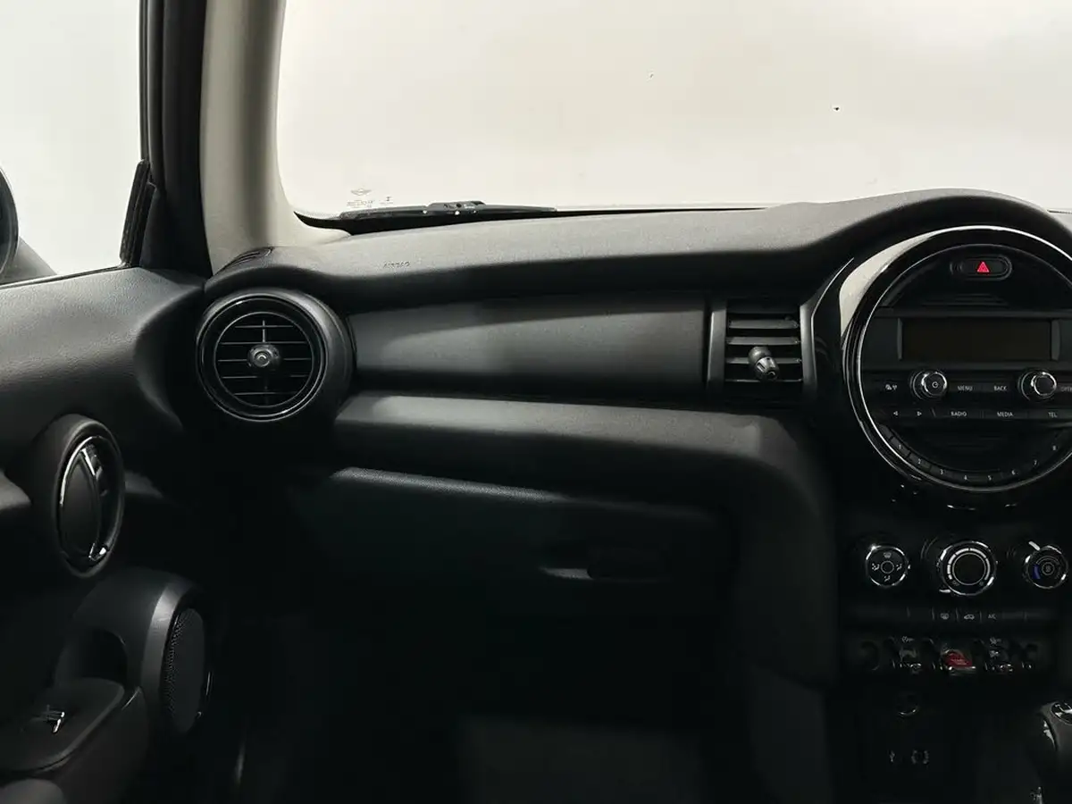 2016-mini-cooper-12-one-3d-big-20