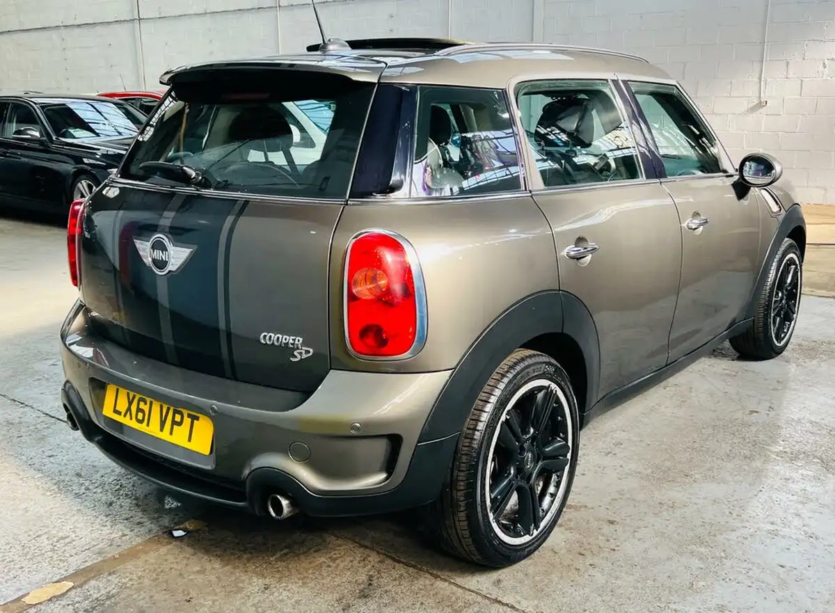 2011-mini-countryman-20td-cooper-sd-auto-big-3