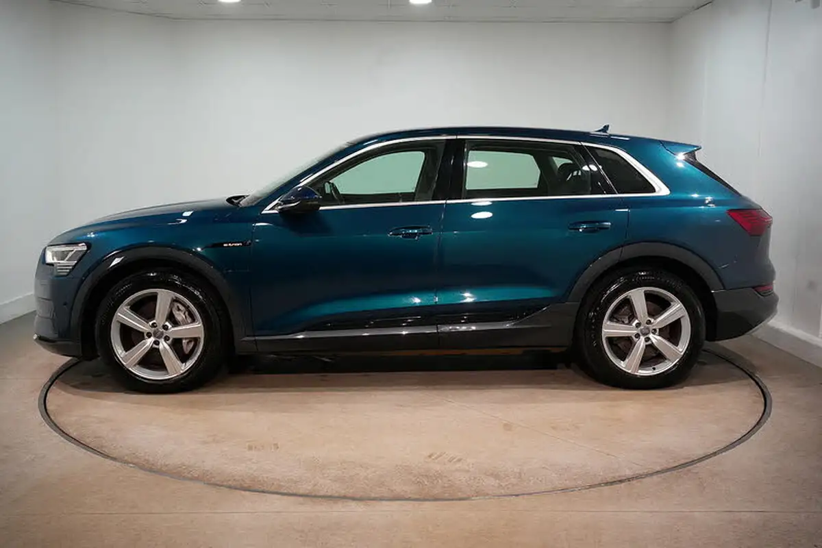 2020-audi-e-tron-50e-technik-big-3