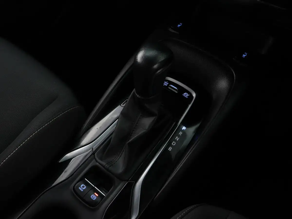 2021-toyota-corolla-18-vvt-i-icon-spare-wheel-touring-sports-5d-big-21