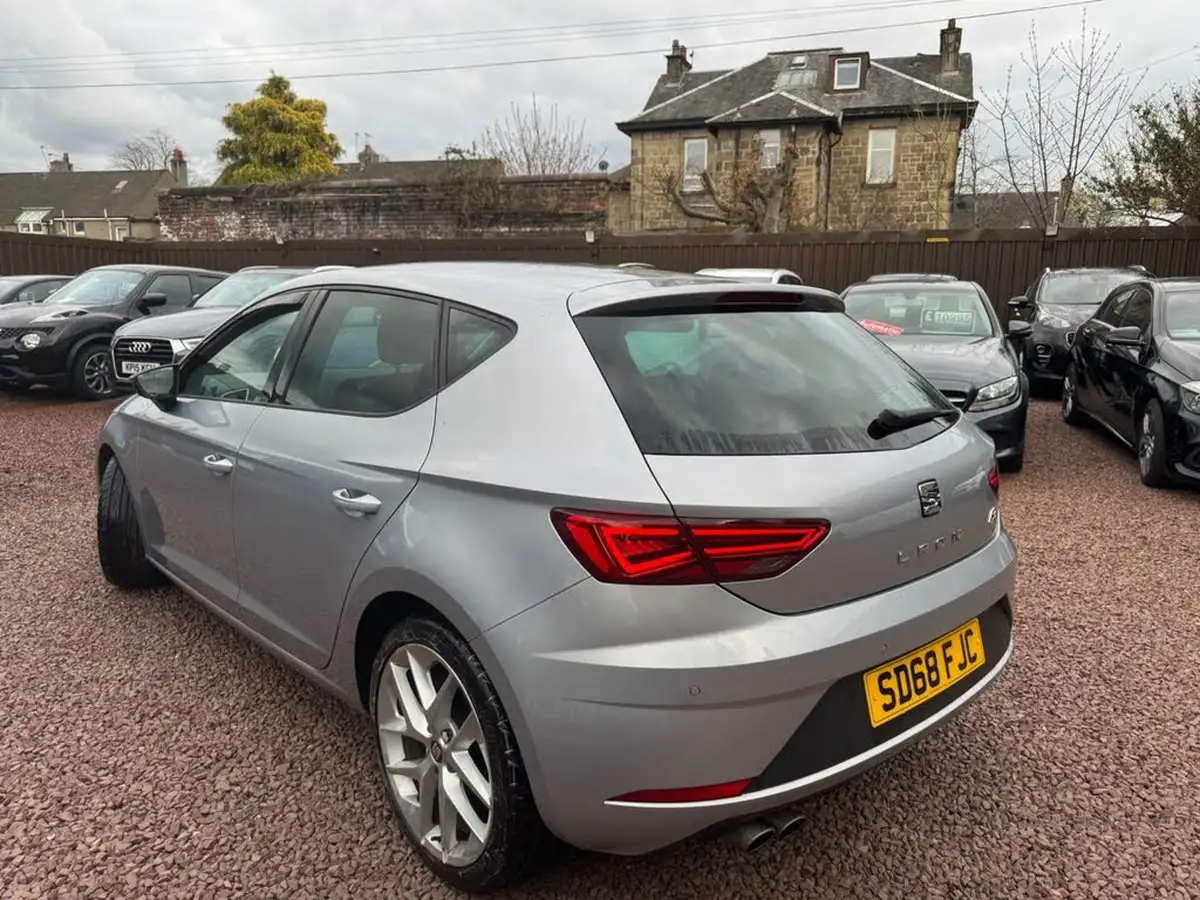 2018-seat-leon-14-tsi-fr-technology-hatchback-5d-big-3