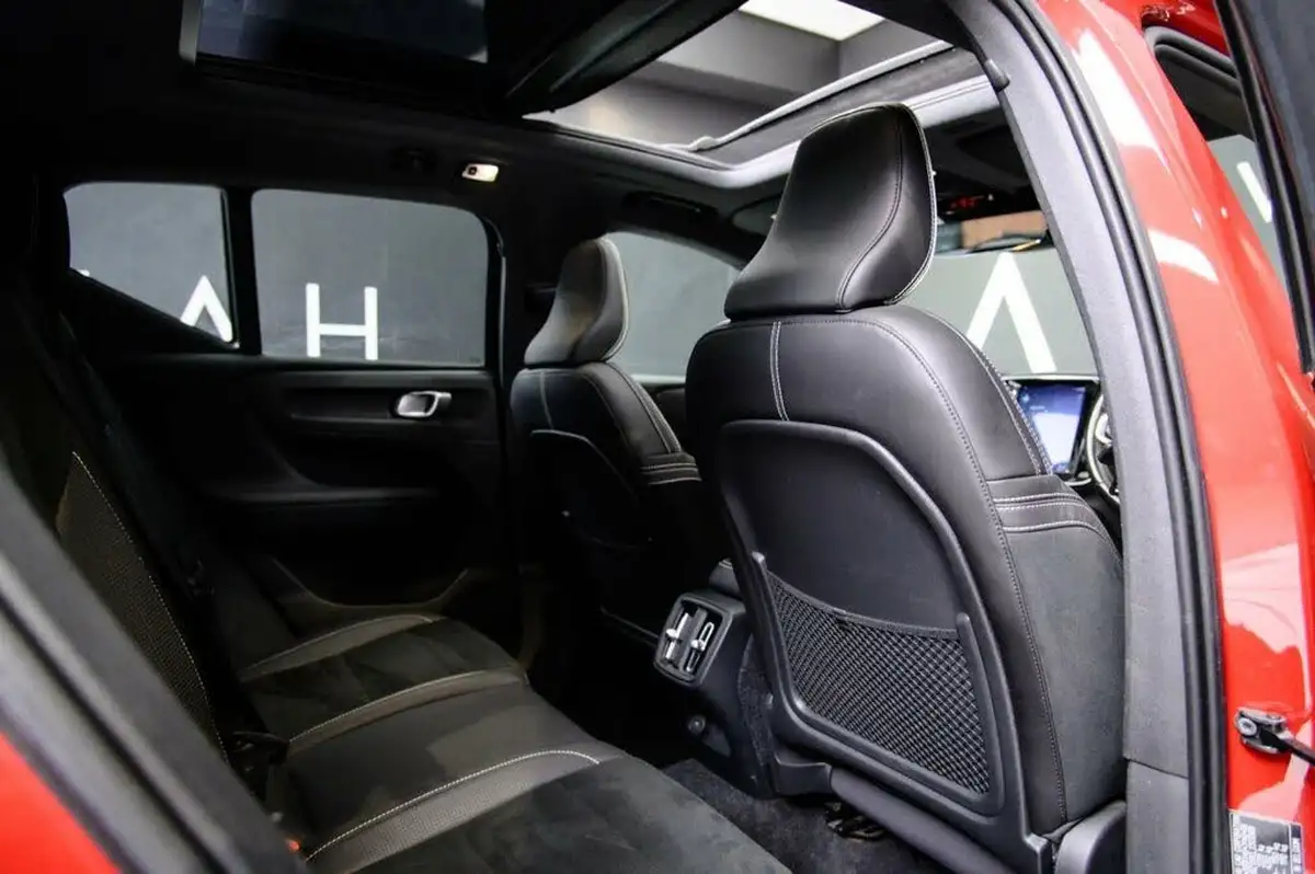 2019-volvo-xc40-20-t5-r-design-pro-big-10