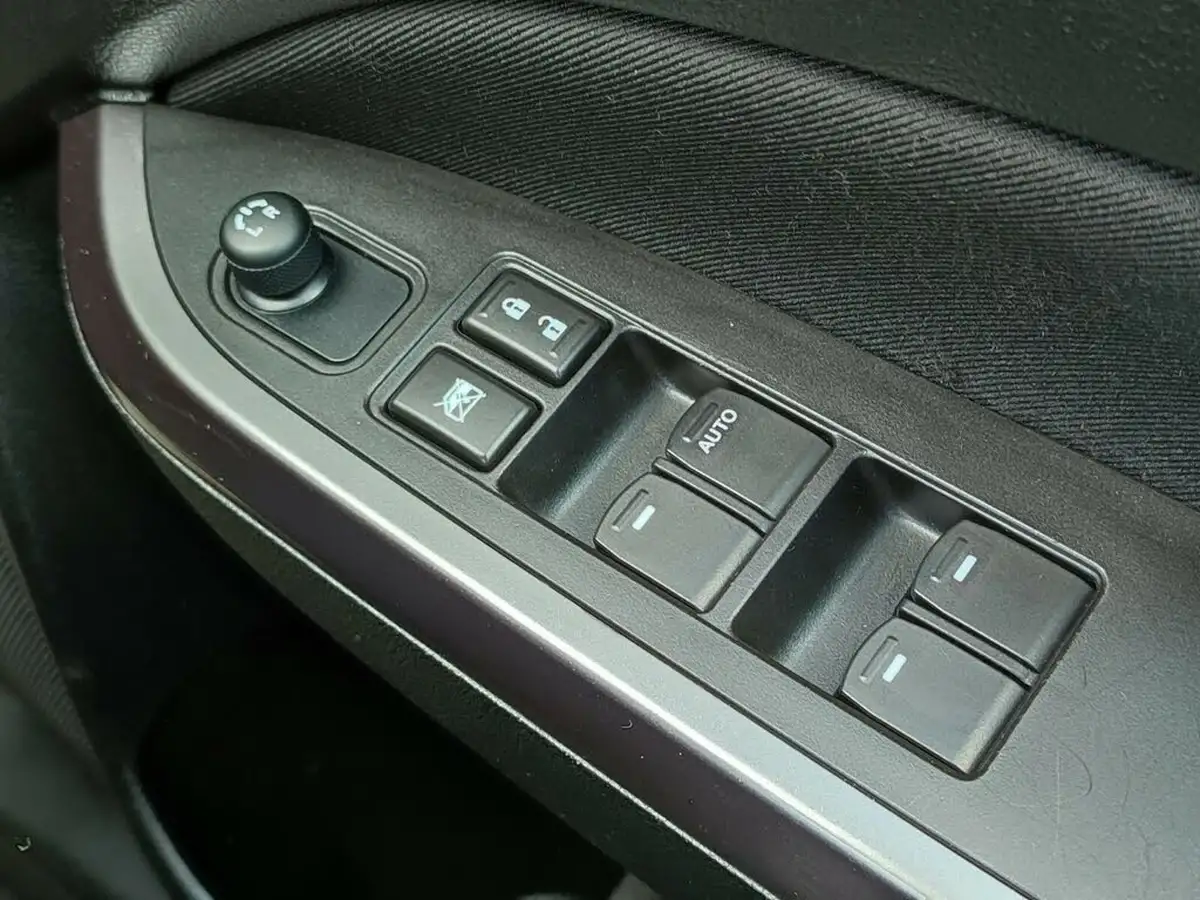 2020-suzuki-vitara-14-boosterjet-sz4-big-16