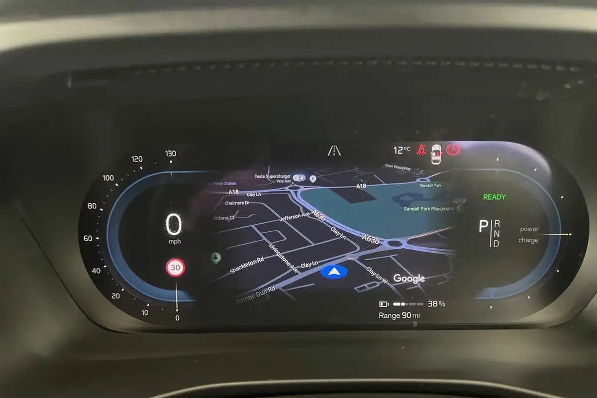 2022-volvo-c40-e-twin-recharge-pro-big-6
