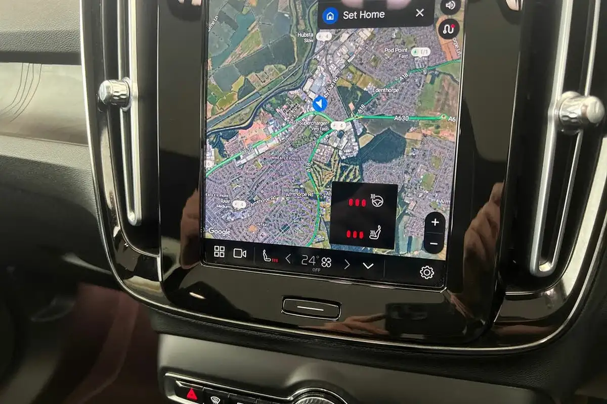 2022-volvo-c40-e-twin-recharge-pro-big-30