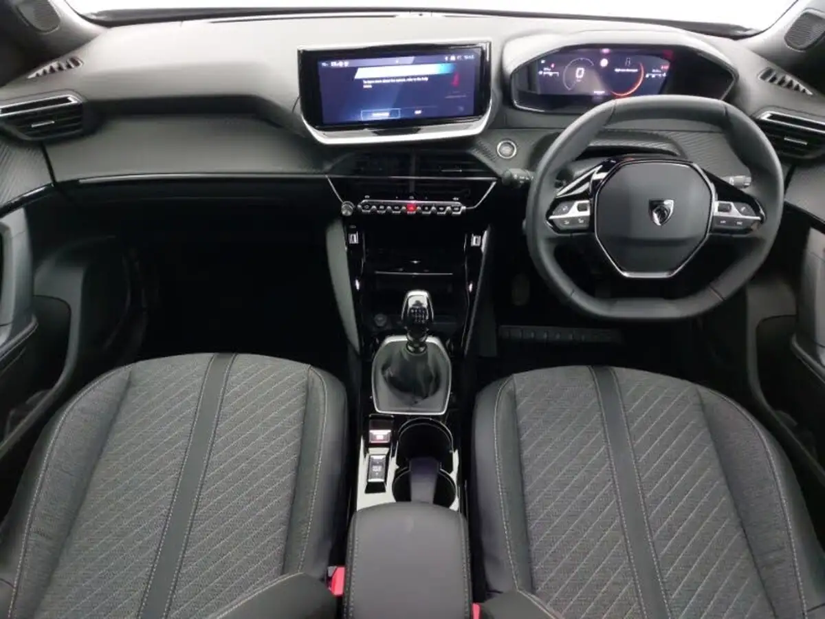 2024-peugeot-2008-suv-12-puretech-allure-130ps-big-2