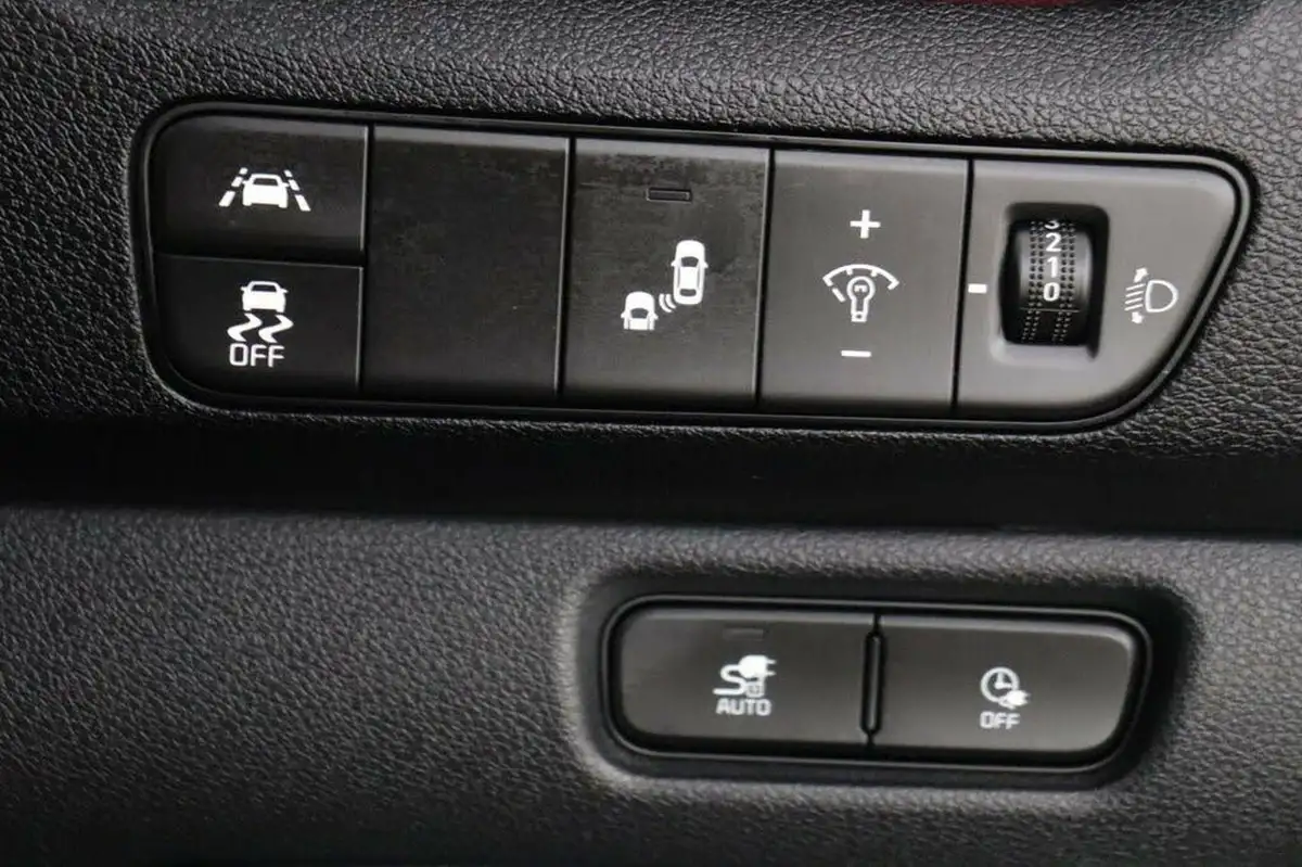 2021-kia-e-niro-ev-4-big-21