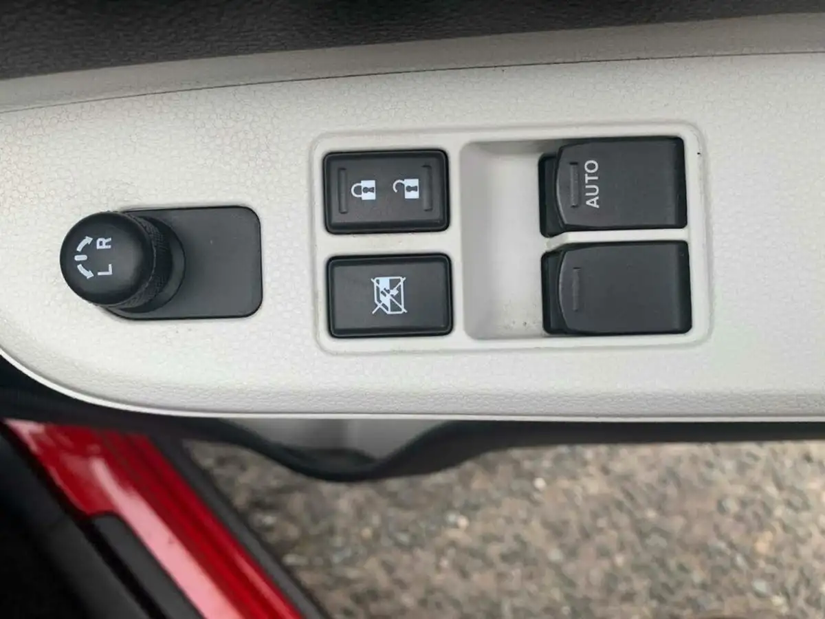 2018-suzuki-ignis-12-dualjet-sz-t-big-25