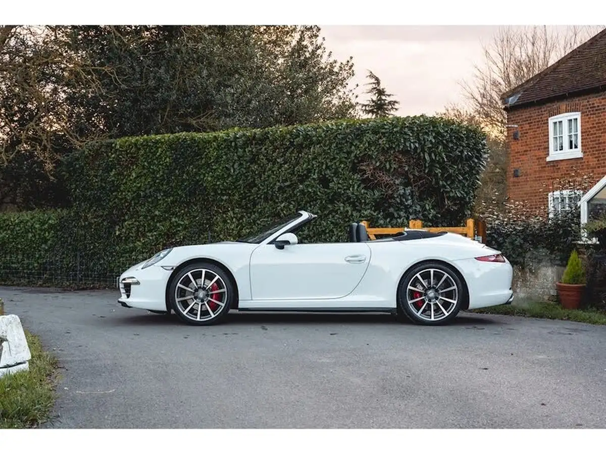 2013-porsche-911-38-carrera-4-s-cabriolet-pdk-big-2