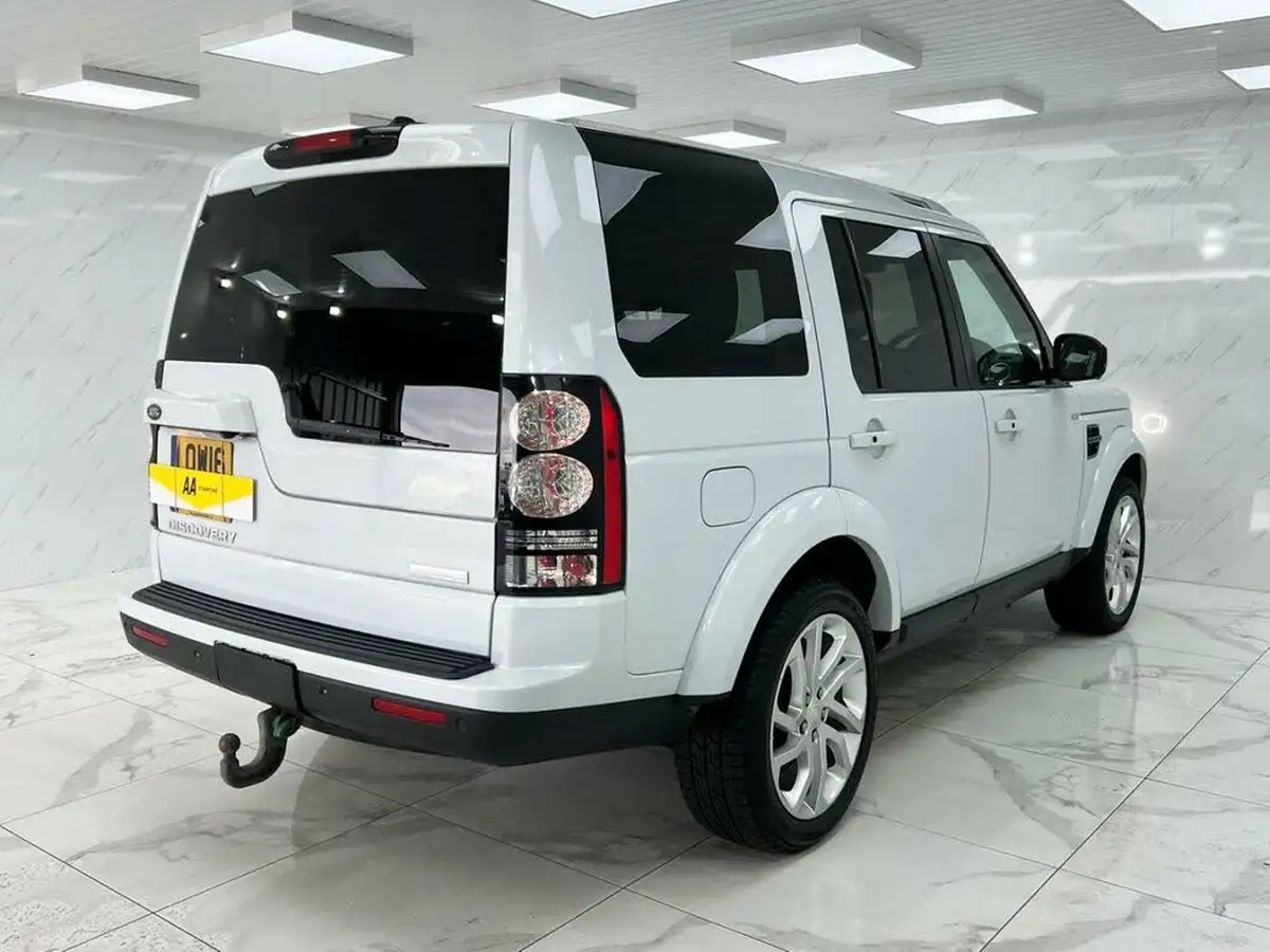 2016-land-rover-discovery-4-30-sd-v6-landmark-big-9