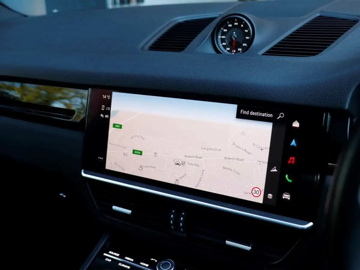2023-porsche-cayenne-30-v6-340ps-station-wagon-big-14