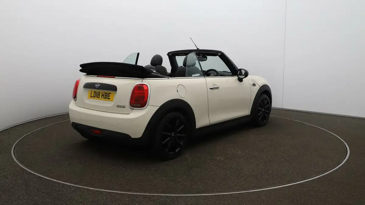 2018-mini-cooper-15-cooper-series-ii-ss-convertible-2d-big-47