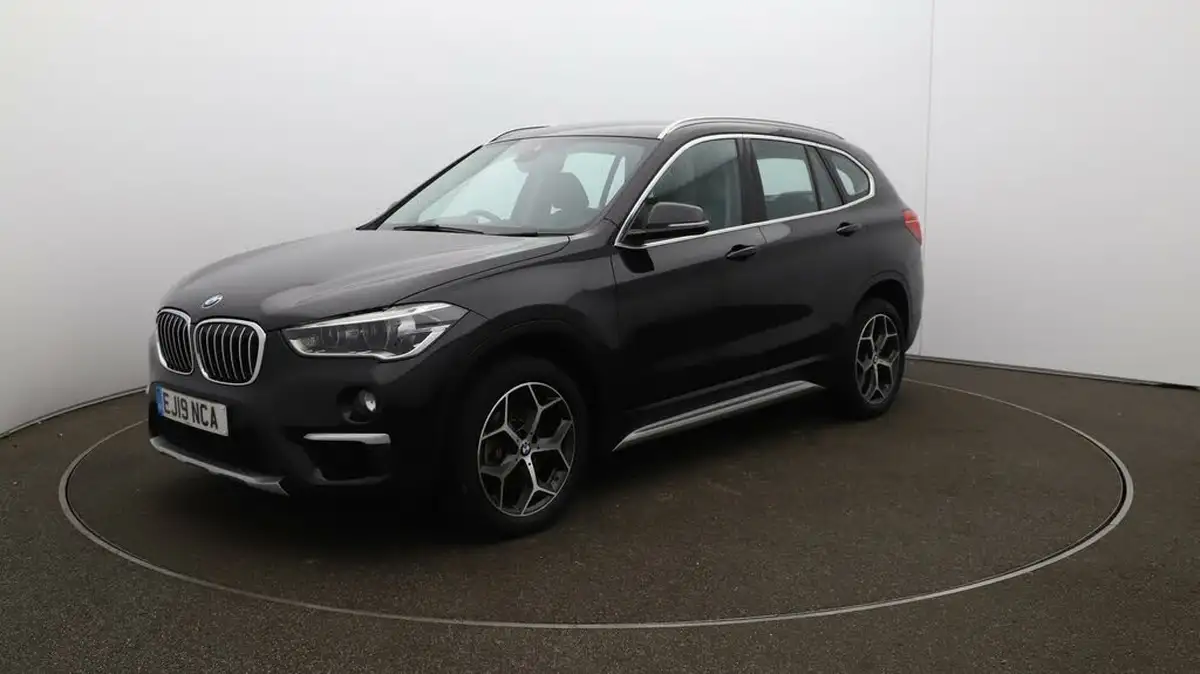 2019-bmw-x1-20-sdrive-20i-xline-sdrive20i-big-3