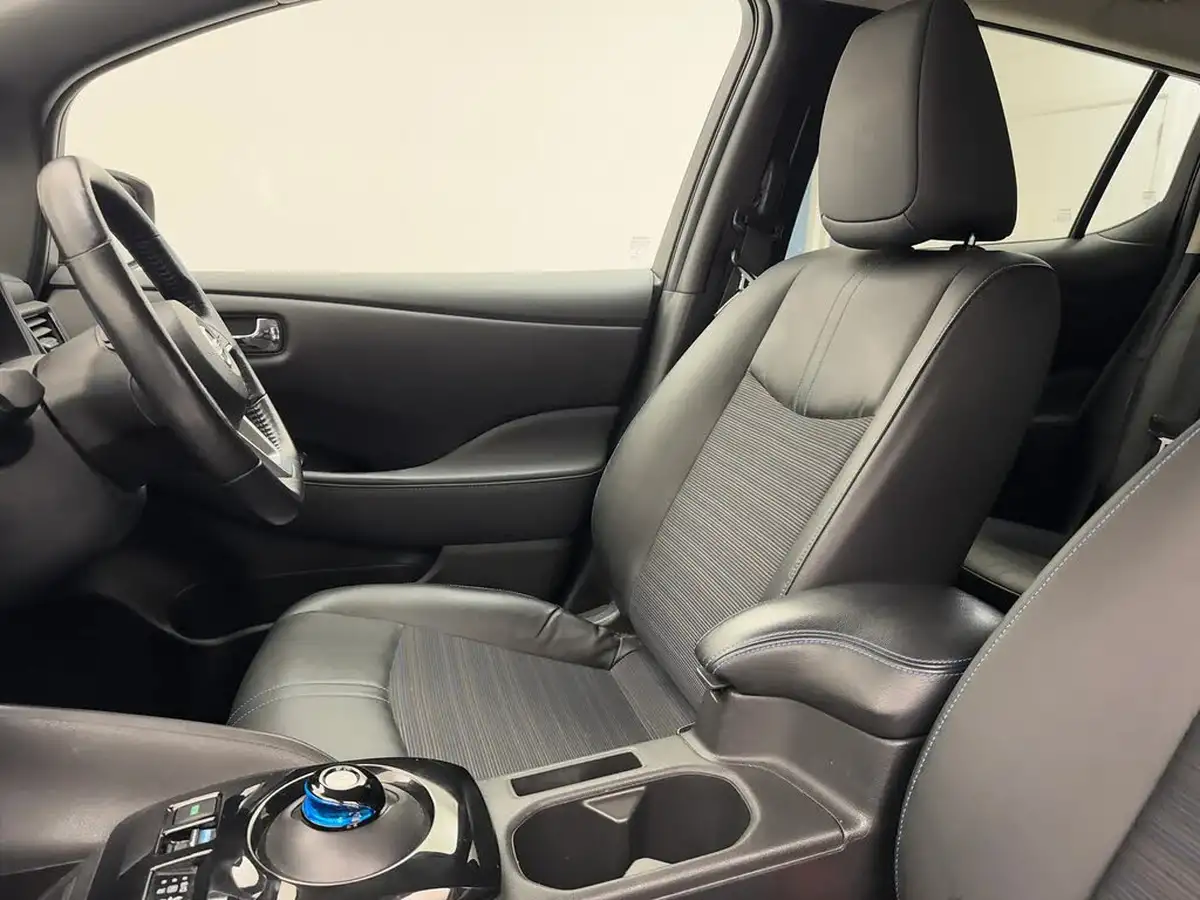 2021-nissan-leaf-e-n-connecta-big-14