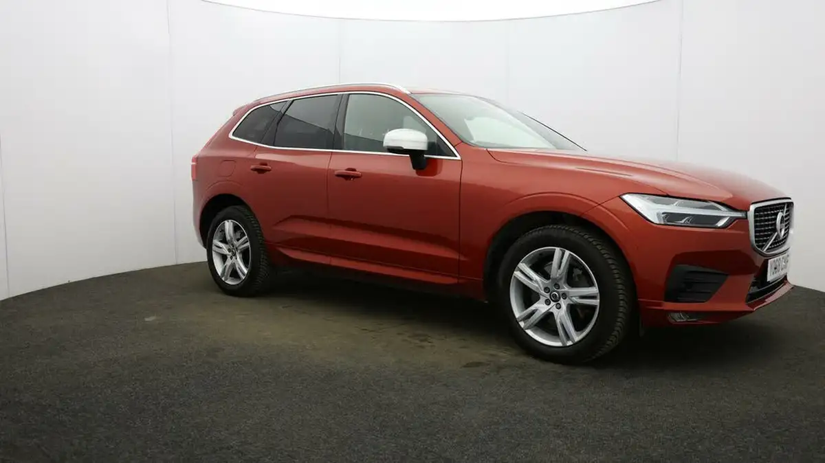 2018-volvo-xc60-20td-d4-r-design-4x4-geartronic-big-0