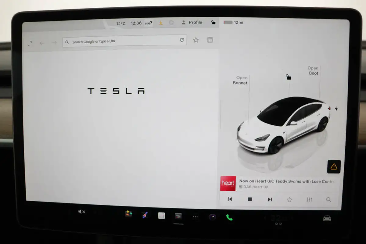 2023-tesla-model-3-e-rwd-241bhp-big-21