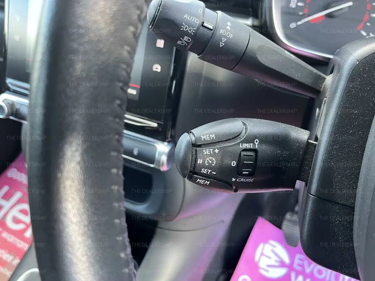 2017-citroen-c3-12-puretech-flair-82ps-big-38