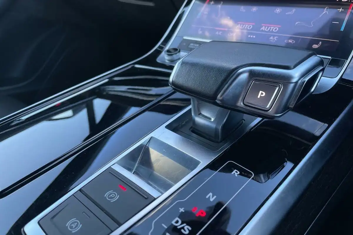2020-audi-q7-30-50-tdi-black-edition-big-44