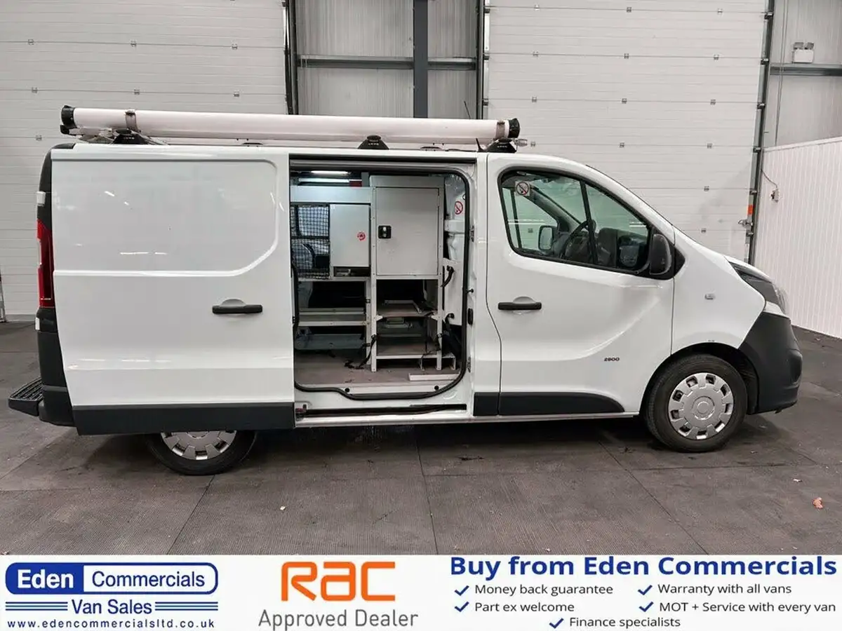 2016-vauxhall-vivaro-16cdti-2900-ecoflex-l1h1-90ps-panel-van-big-3
