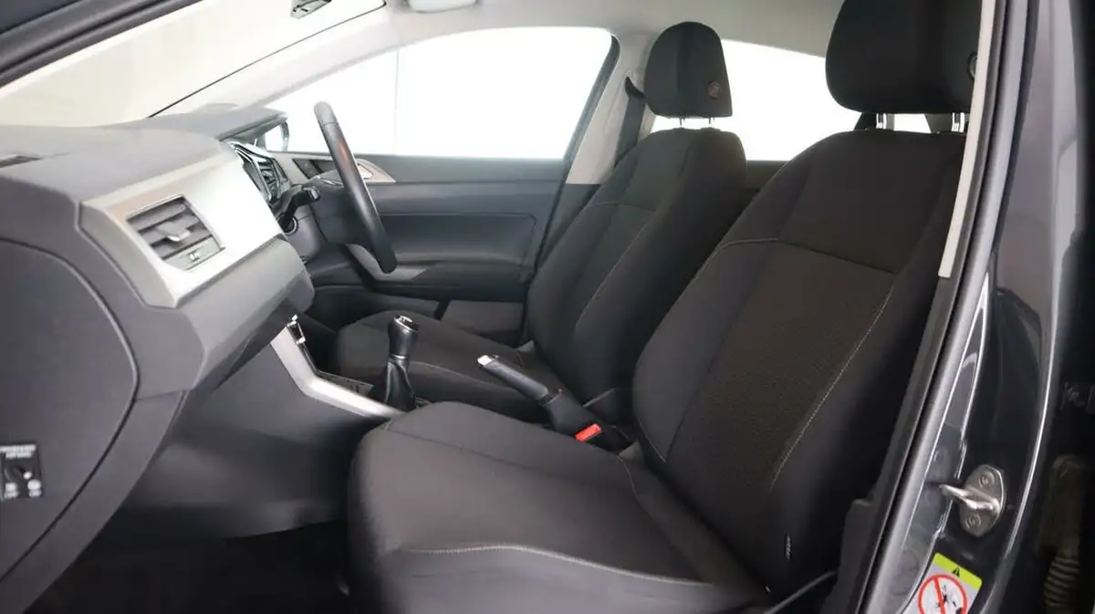 2020-volkswagen-polo-10-tsi-match-big-13