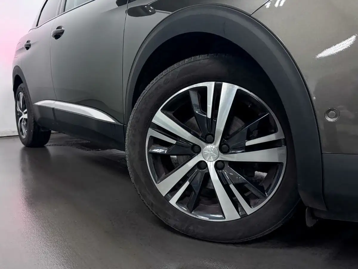 2017-peugeot-3008-suv-12-puretech-allure-big-13