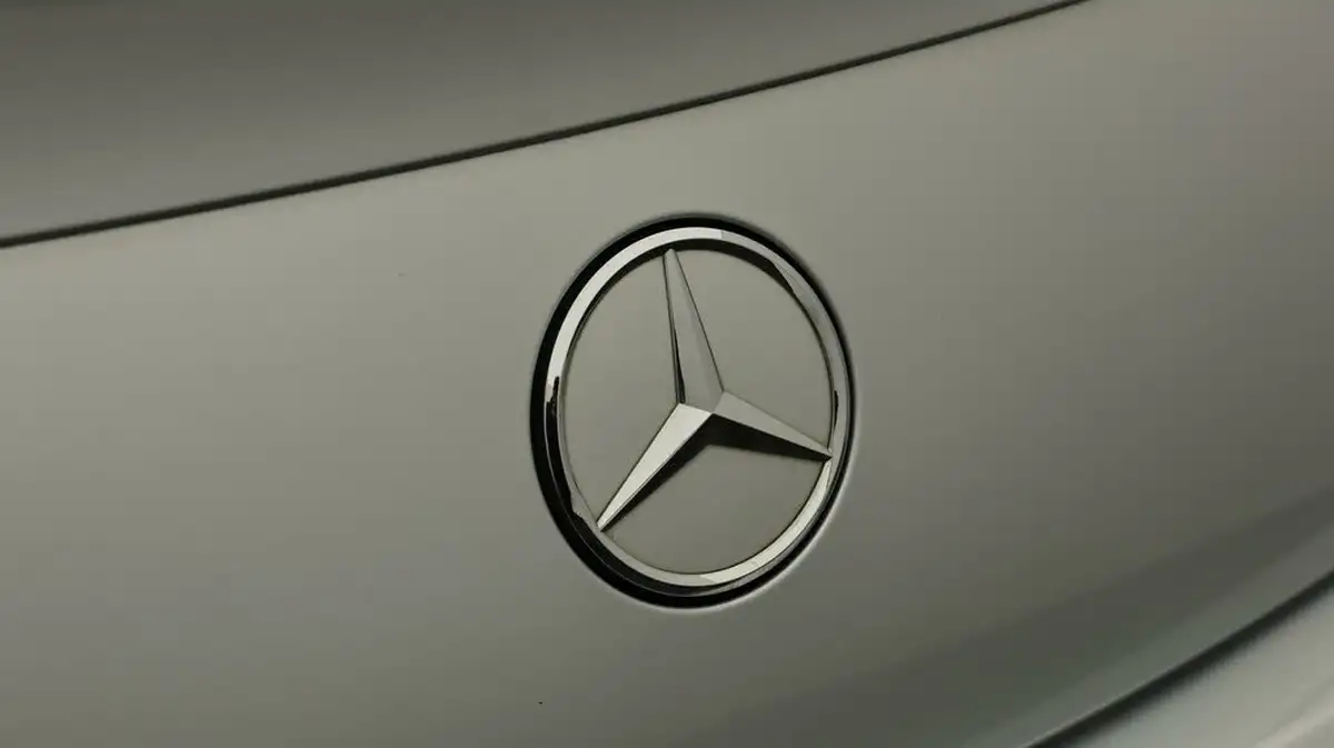 2019-mercedes-benz-e-class-30-d-e400d-amg-line-premiumss-coupe-2d-plus-big-19