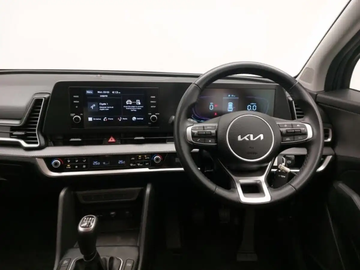 2023-kia-sportage-16-t-gdi-2-148bhp-big-6