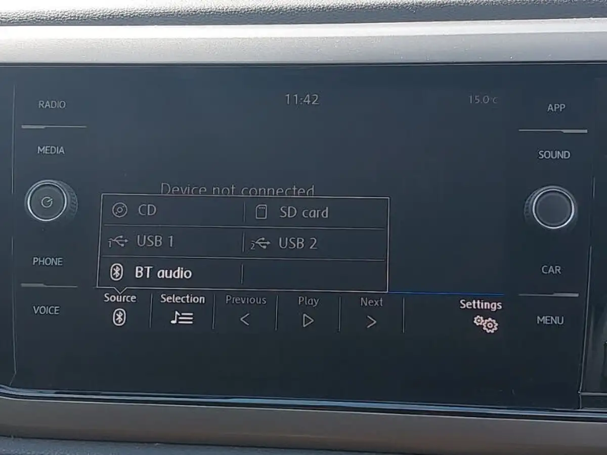2019-volkswagen-polo-10-tsi-se-ss-big-12