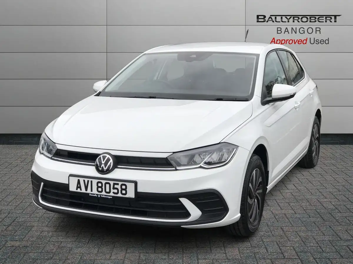 2025-volkswagen-polo-10-life-big-13