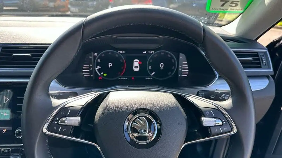 2022-skoda-superb-15-tsi-se-hatchback-dsg-big-14