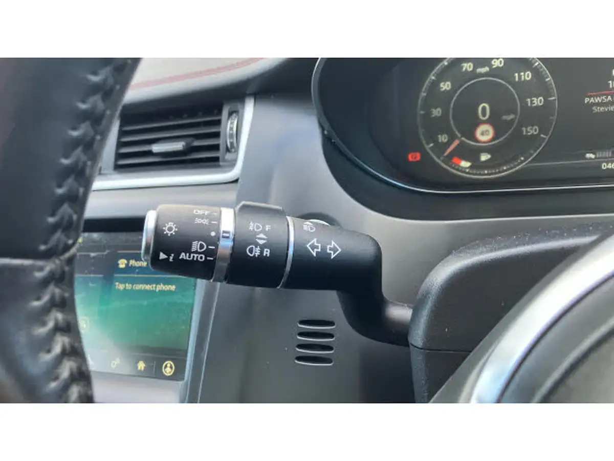 2019-jaguar-e-pace-20-i4d-chequered-flag-180ps-big-25