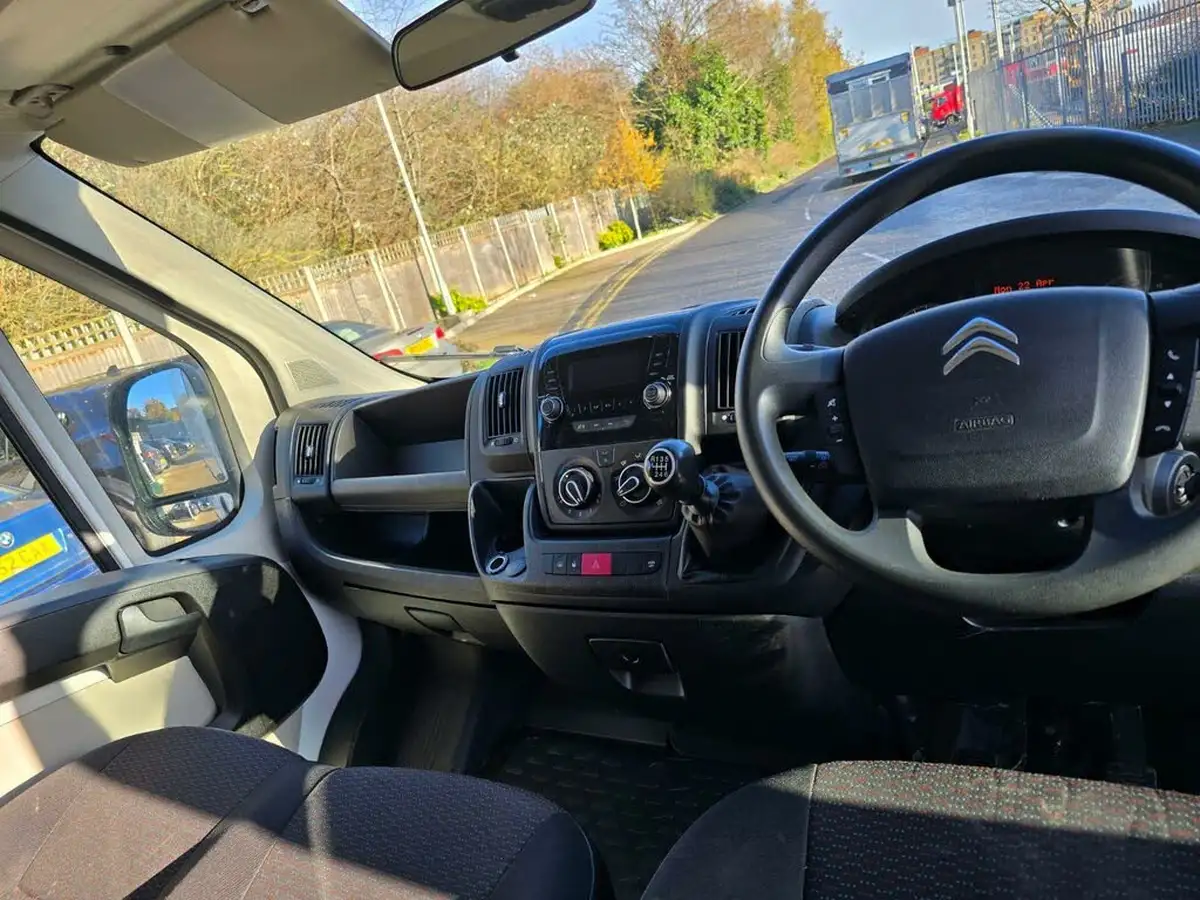 2019-citroen-relay-20bluehdi-35-l4-big-26