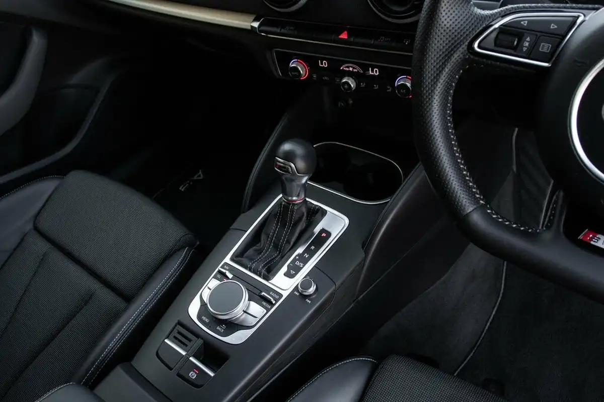 2016-audi-a3-20-tdi-s-line-150ps-nav-sportback-5d-tronic-big-29