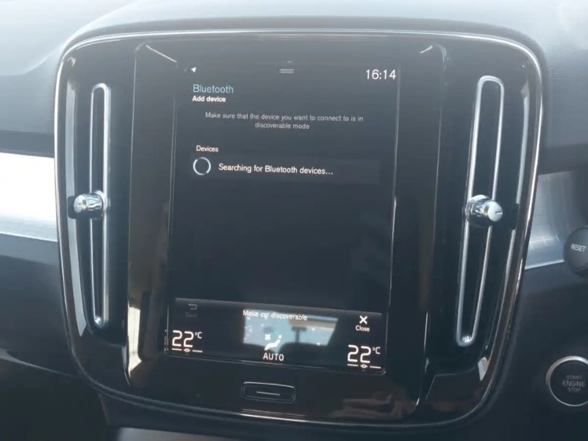 2022-volvo-xc40-15-t4-inscription-expression-big-17