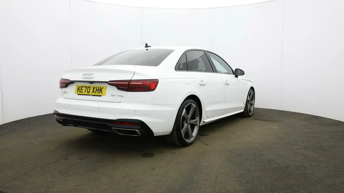 2020-audi-a4-20-35-tfsi-black-edition-big-52