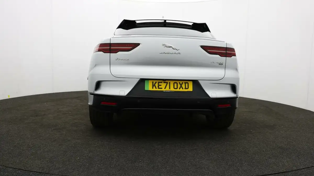 2021-jaguar-i-pace-ev400-se-big-46