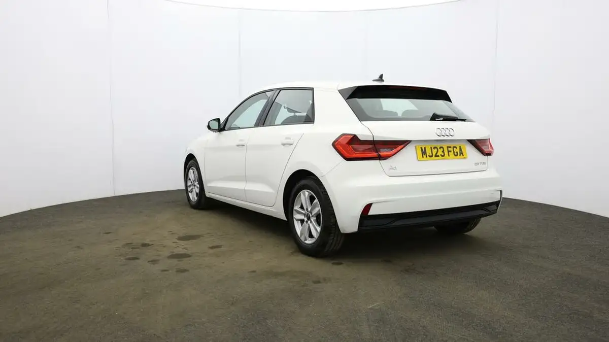 2023-audi-a1-10-25-tfsi-technik-big-35