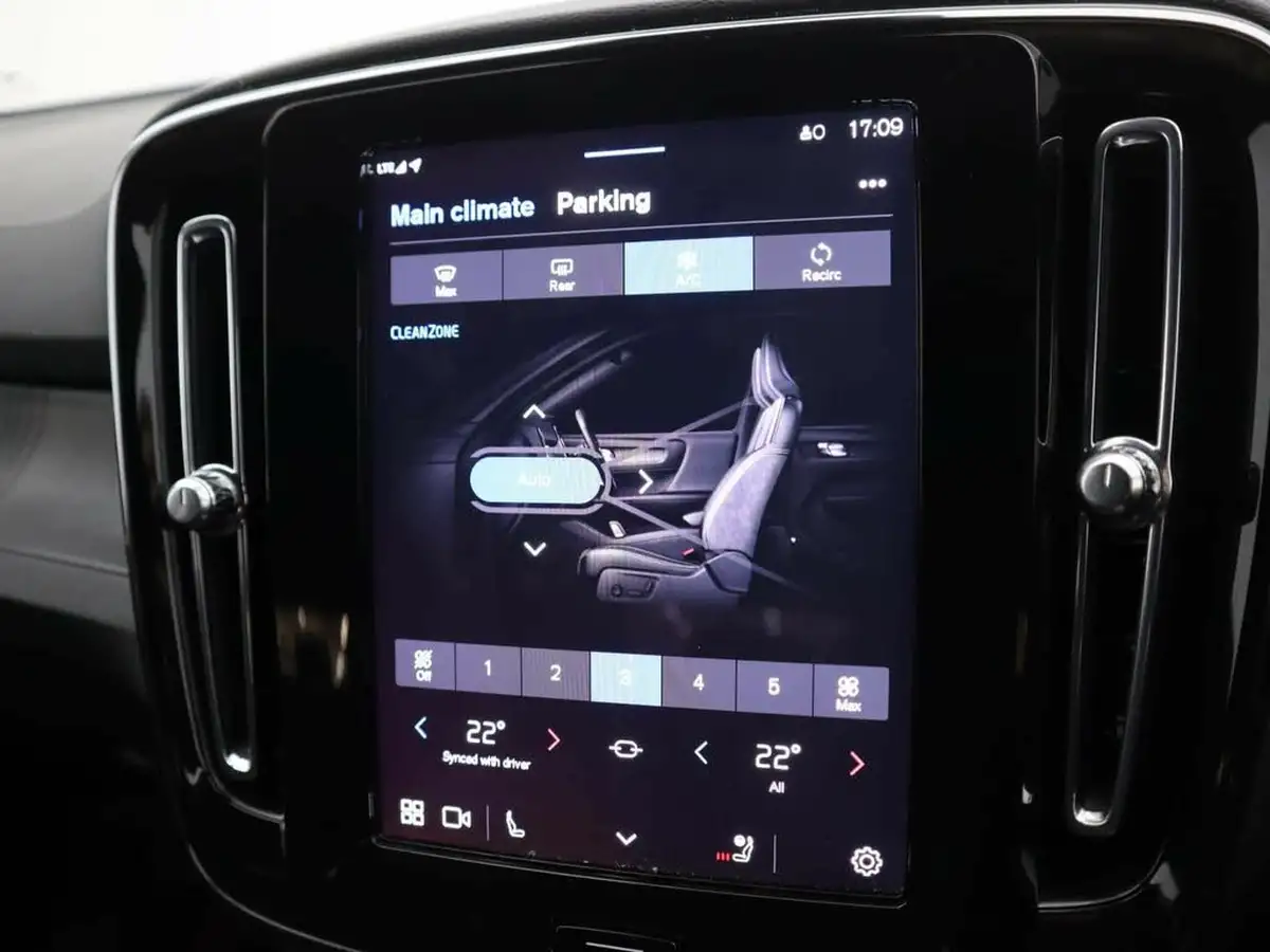 2023-volvo-xc40-e-twin-recharge-plus-big-15