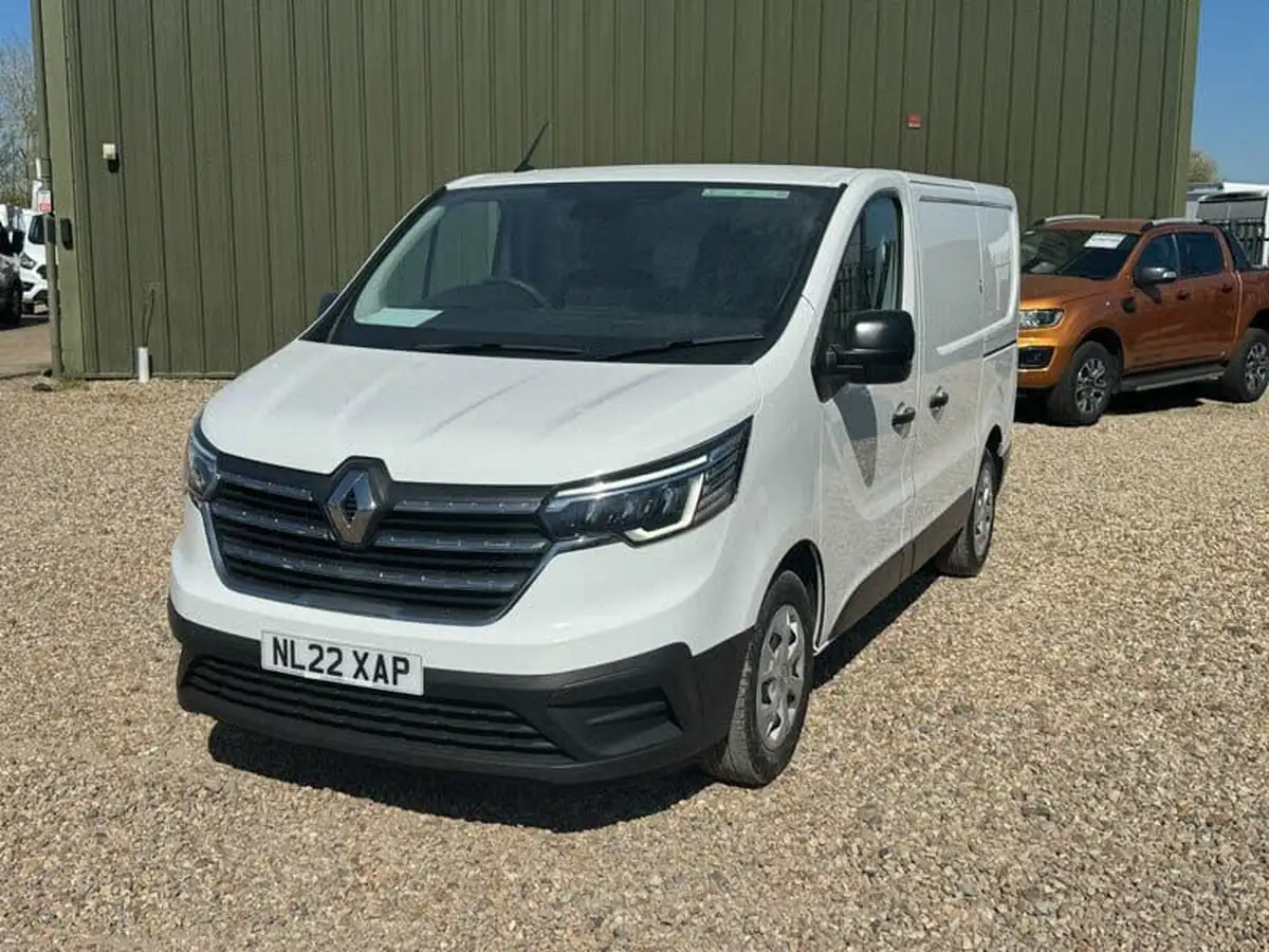 2022-renault-trafic-20dci-sl28-130-business-big-1