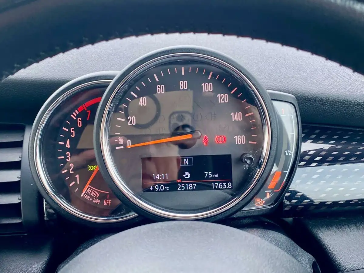 2020-mini-cooper-20-cooper-s-classic-189bhp-convertible-2d-big-25