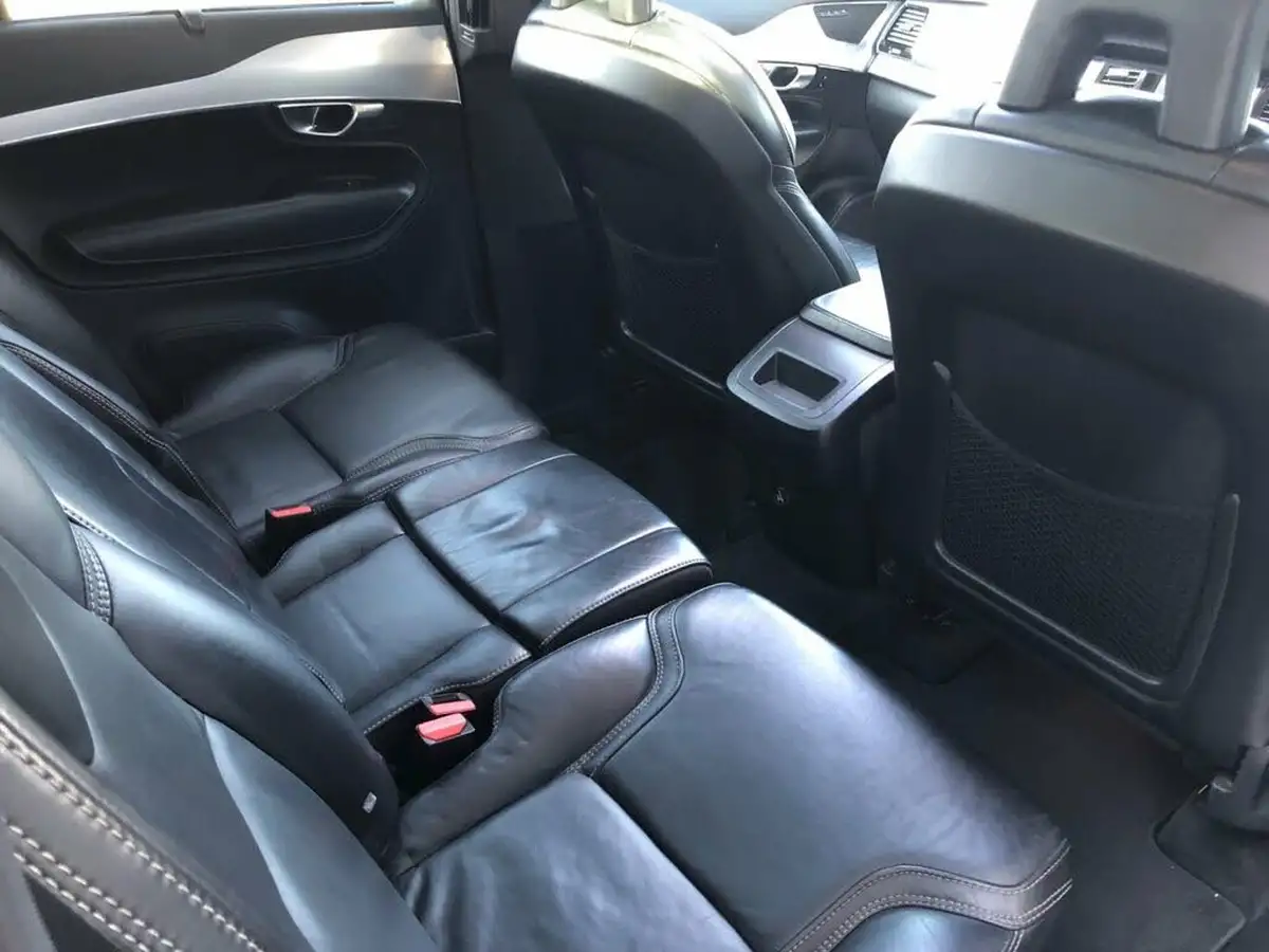 2018-volvo-xc90-20td-d5-momentum-pro-awd-big-19