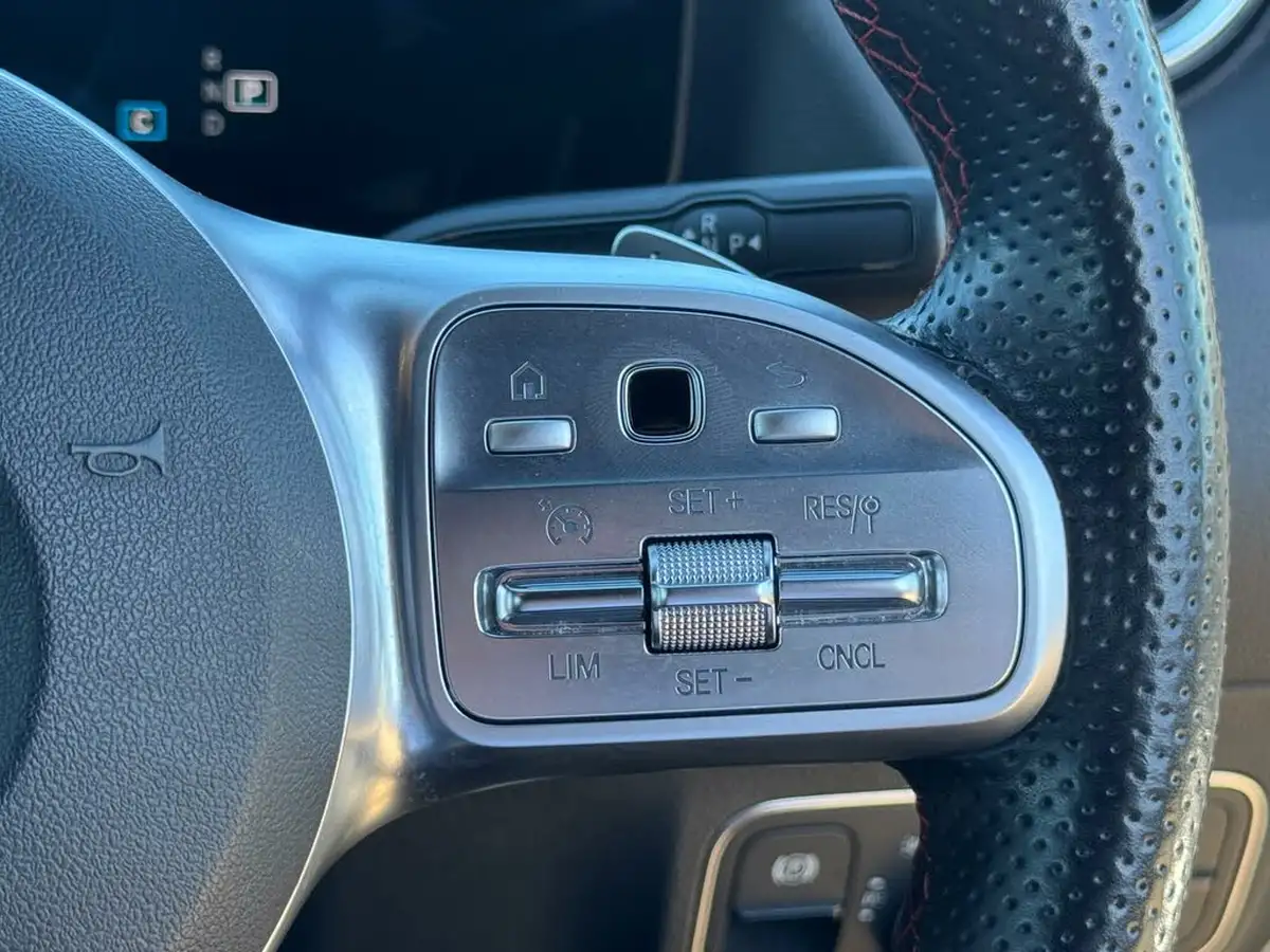 2021-mercedes-benz-b-class-13-b200-amg-line-executive-big-16