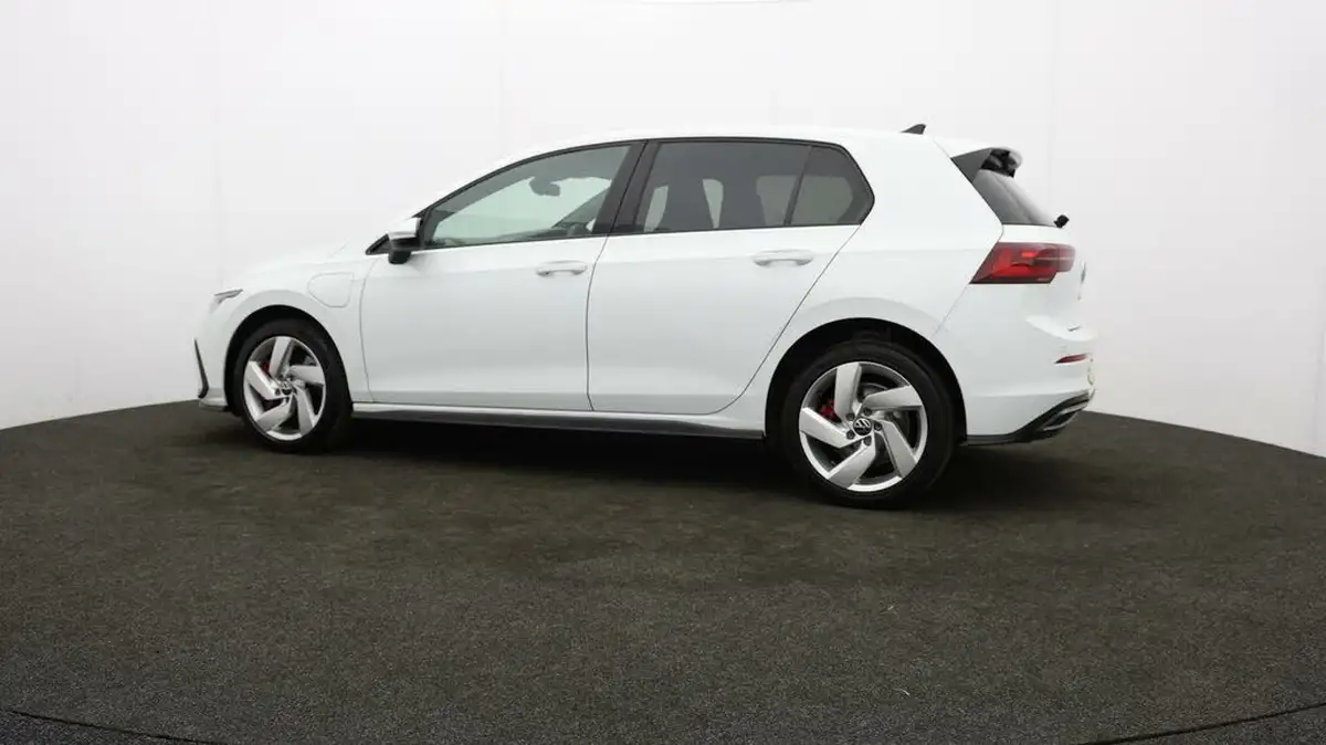 2021-volkswagen-golf-14-tsi-gte-big-63